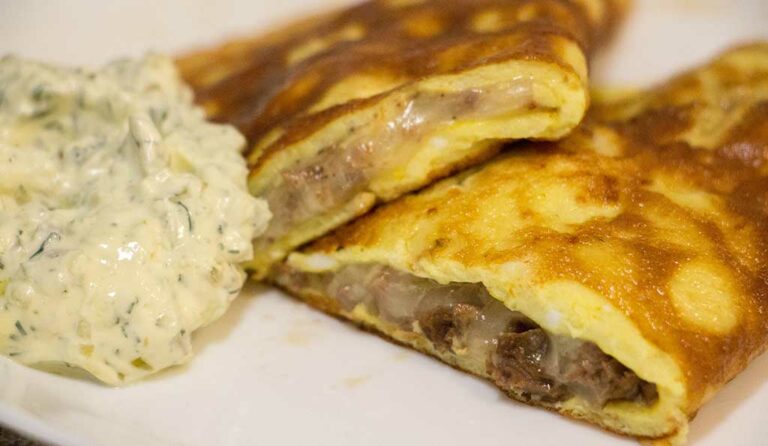 Omelette with Beef (Flourless Pancake) 1 omlette with cheese beef